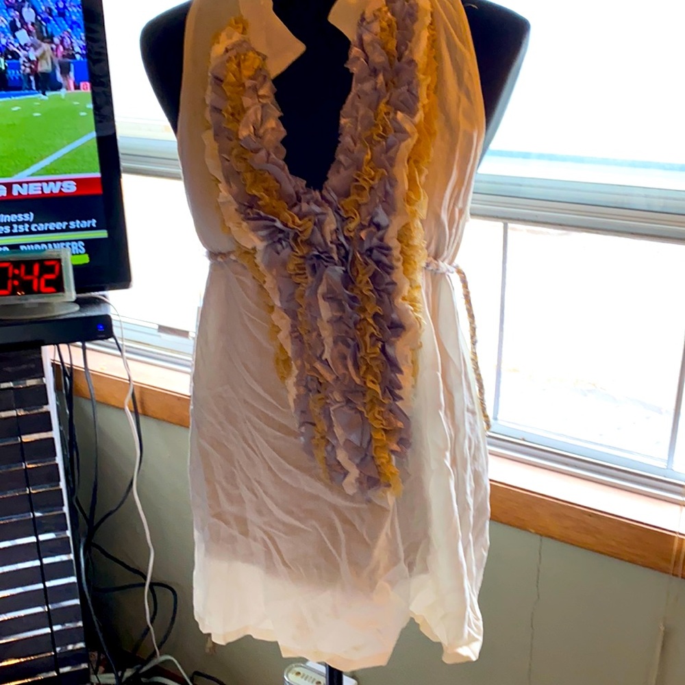 Cute ruffle tank top ties in the back